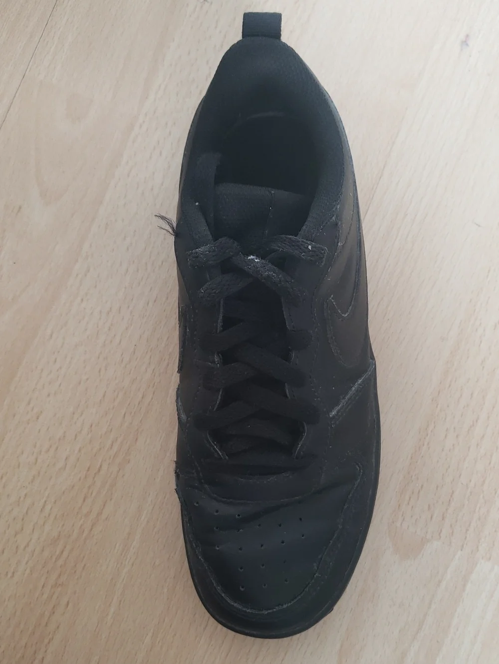 Nike Borough All Black Low Top Sneakers Size 5.5